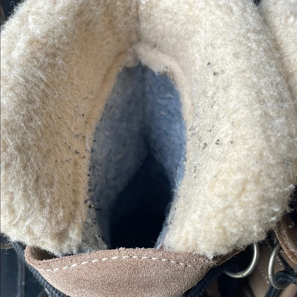 L.L. Bean bean duck